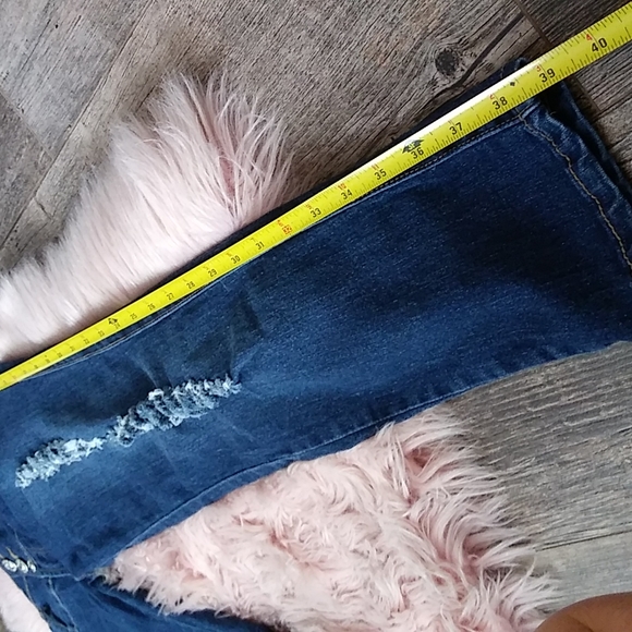 Jeans - Picture 9 of 16